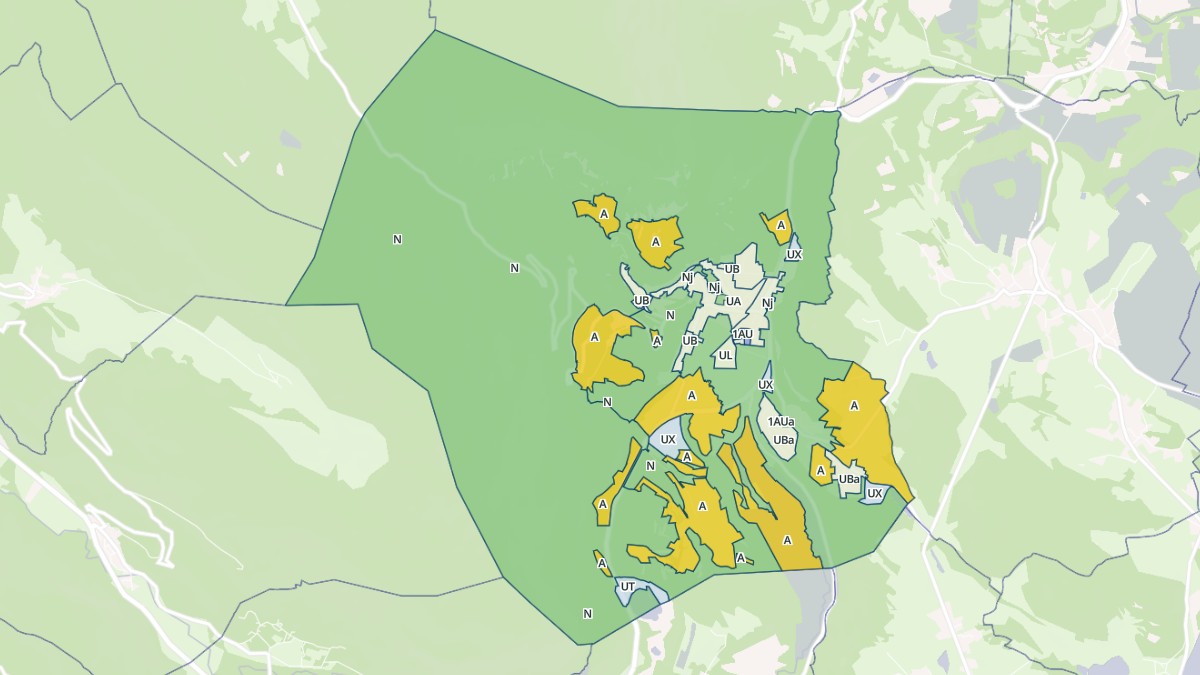 Aperçu cartographique de Virieu-le-Grand, centré sur la commune