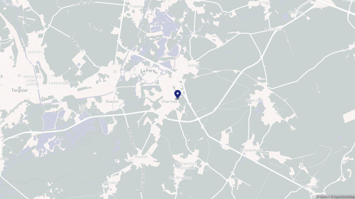 Aperçu cartographique de Charmes, centré sur la commune
