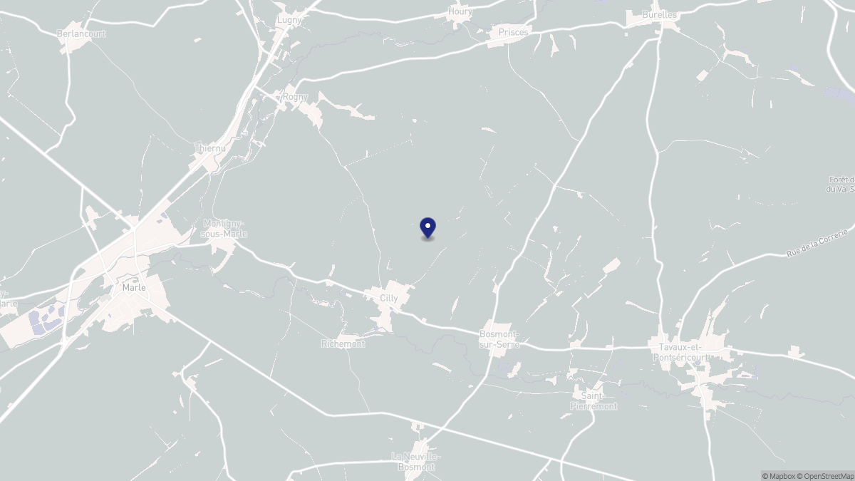 Aperçu cartographique de Cilly, centré sur la commune