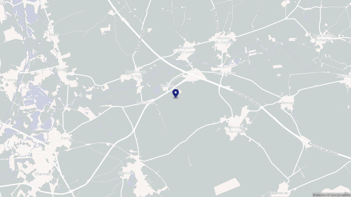 Aperçu cartographique de Courbes, centré sur la commune