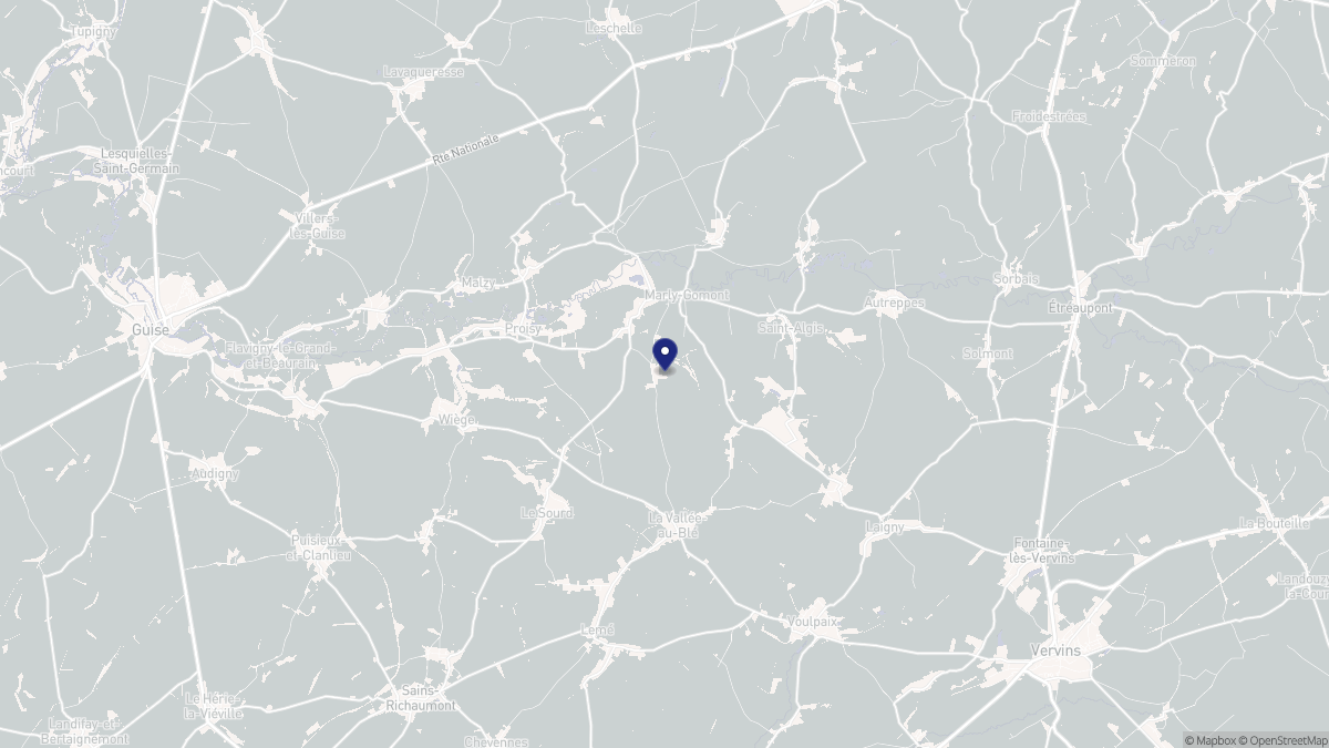 Aperçu cartographique de Marly-Gomont, centré sur la commune