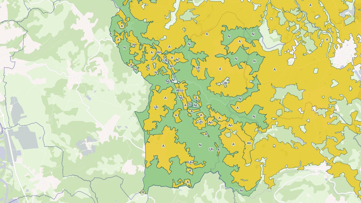 Aperçu cartographique de Arronnes, centré sur la commune