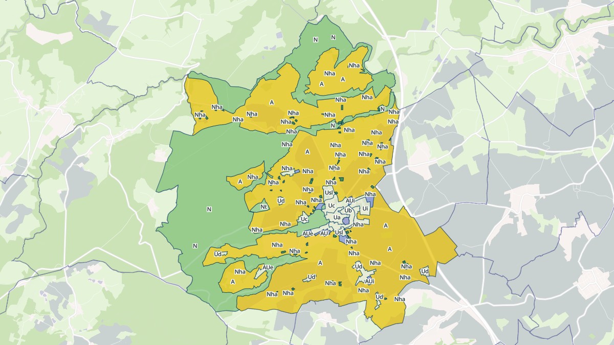 Aperçu cartographique de Bellenaves, centré sur la commune