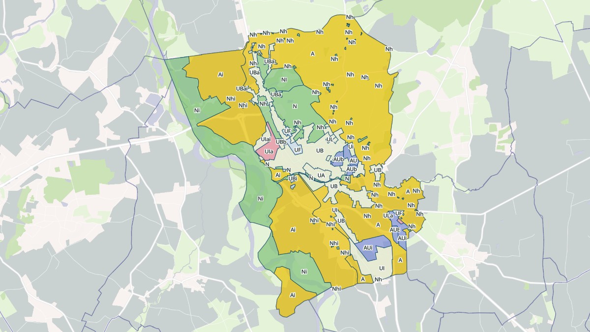Aperçu cartographique de Varennes-sur-Allier, centré sur la commune