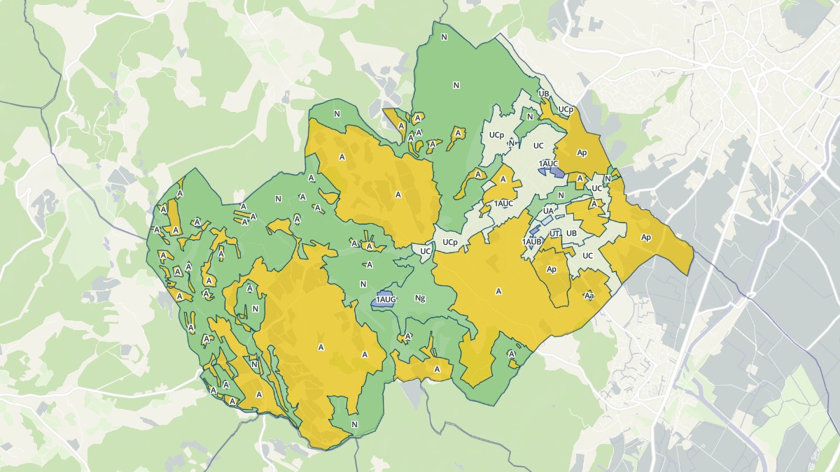 Aperçu cartographique de Pierrevert, centré sur la commune
