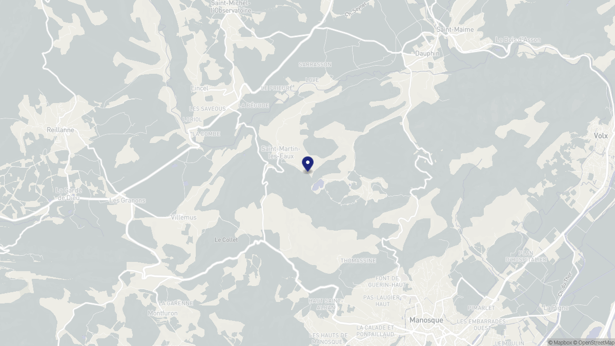 Aperçu cartographique de Saint-Martin-les-Eaux, centré sur la commune