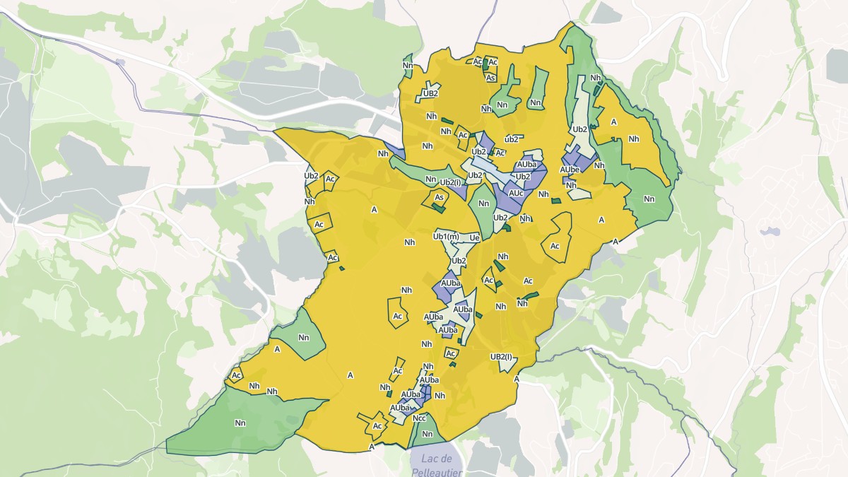 Aperçu cartographique de La Freissinouse, centré sur la commune