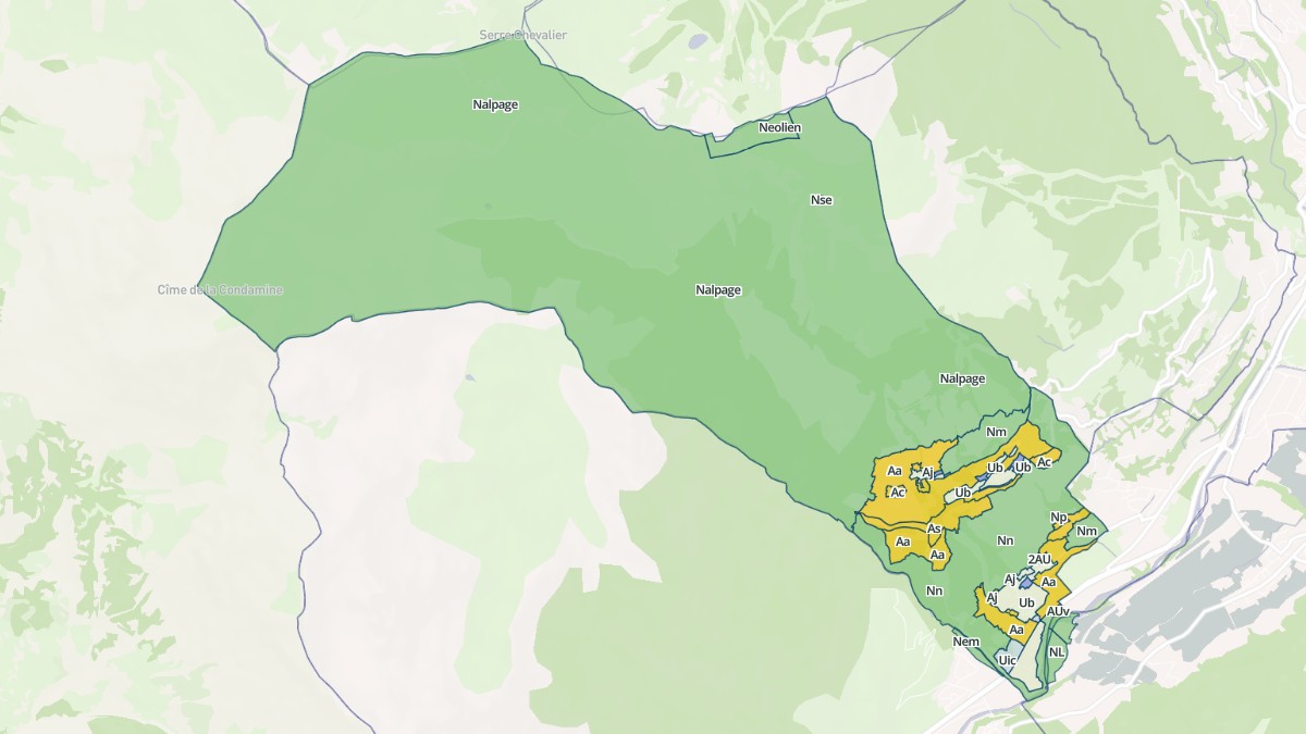 Aperçu cartographique de Puy-Saint-André, centré sur la commune