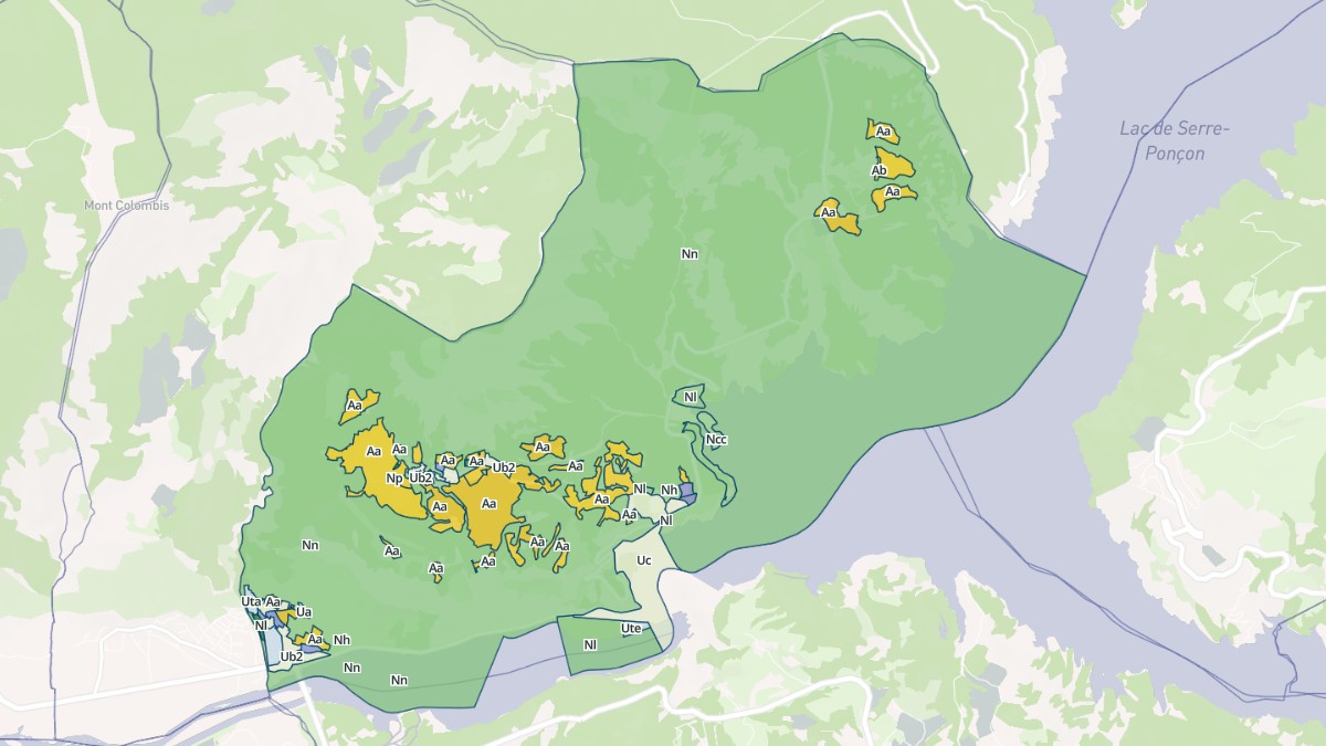 Aperçu cartographique de Rousset-Serre-Ponçon, centré sur la commune