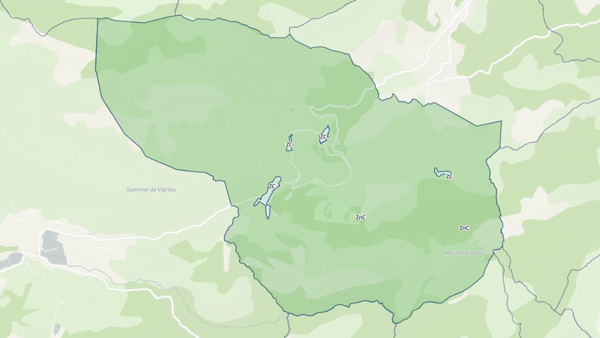 Aperçu cartographique de Bézaudun-les-Alpes, centré sur la commune