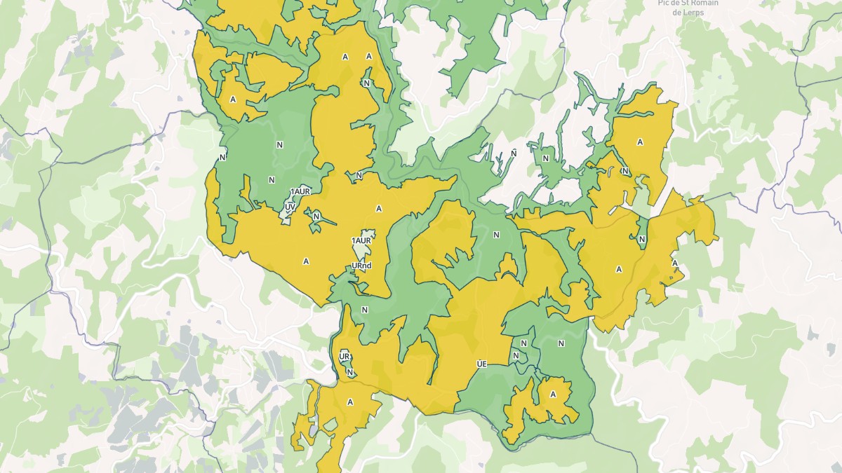 Aperçu cartographique de Champis, centré sur la commune