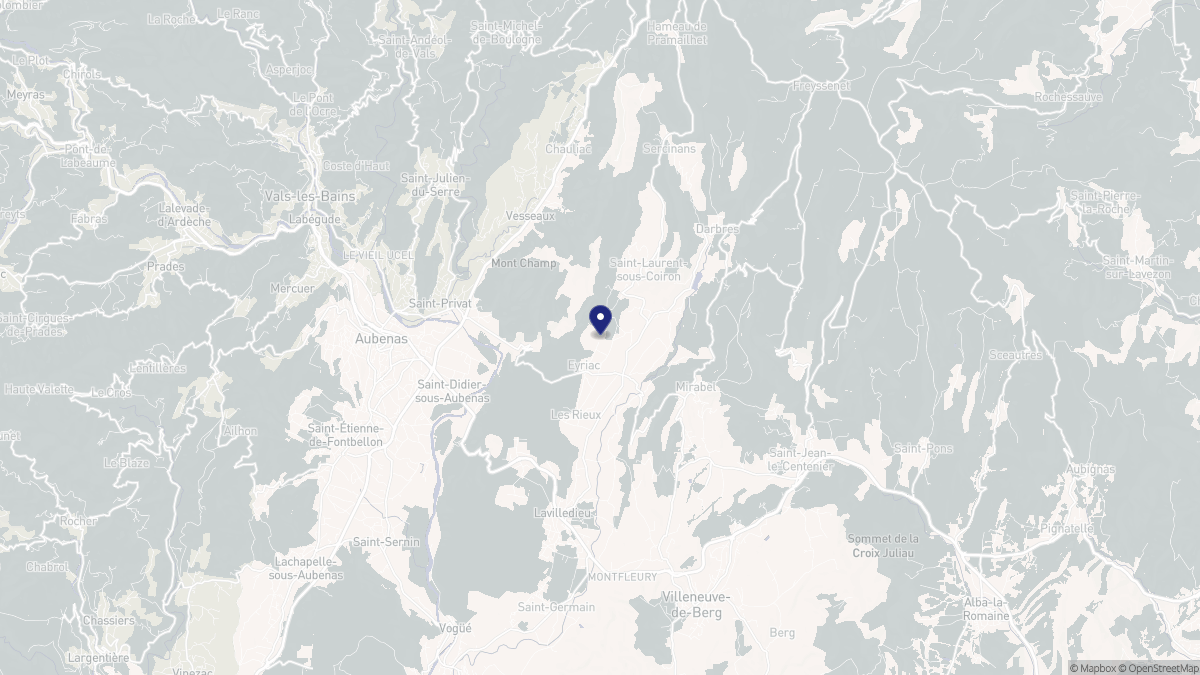 Aperçu cartographique de Lussas, centré sur la commune
