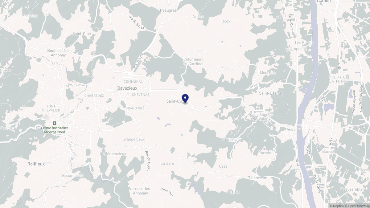 Aperçu cartographique de Saint-Cyr, centré sur la commune