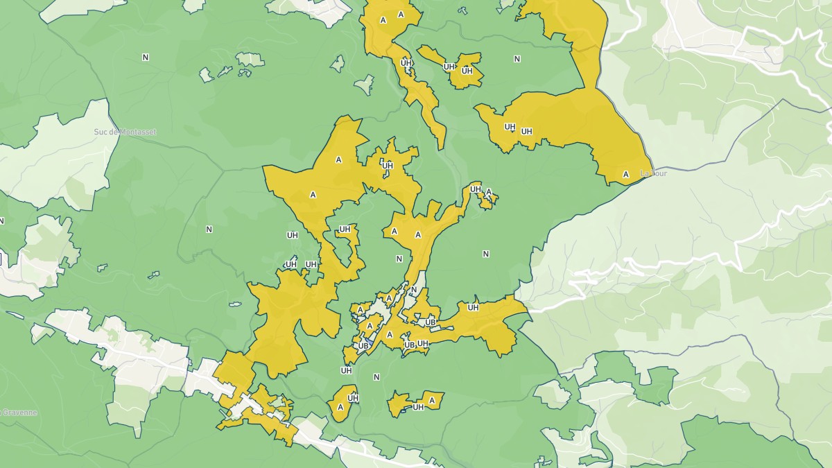 Aperçu cartographique de Saint-Pierre-de-Colombier, centré sur la commune