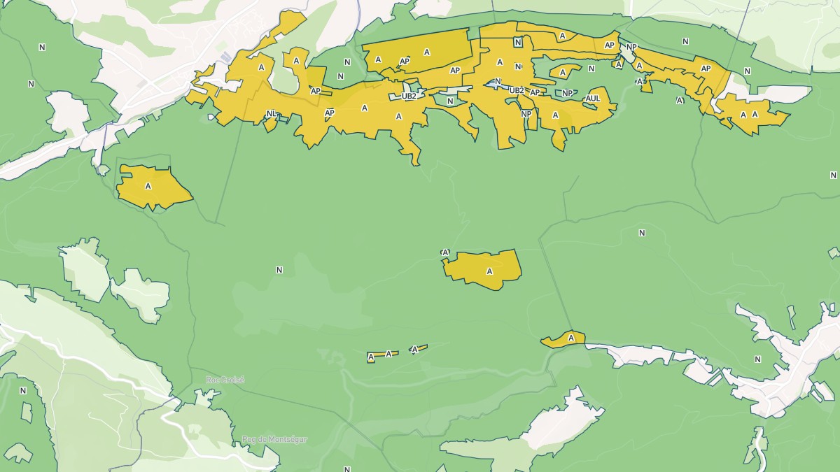 Aperçu cartographique de Bénaix, centré sur la commune