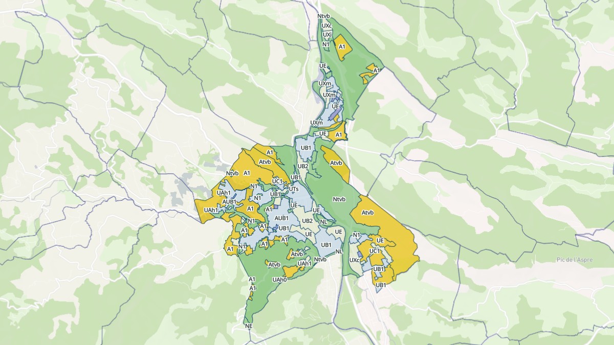Aperçu cartographique de Foix, centré sur la commune