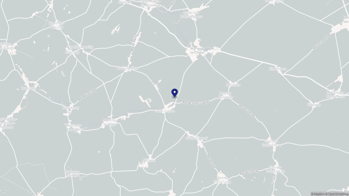 Aperçu cartographique de Saint-Lupien, centré sur la commune