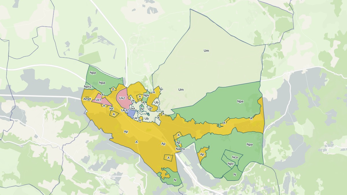 Aperçu cartographique de La Cavalerie, centré sur la commune