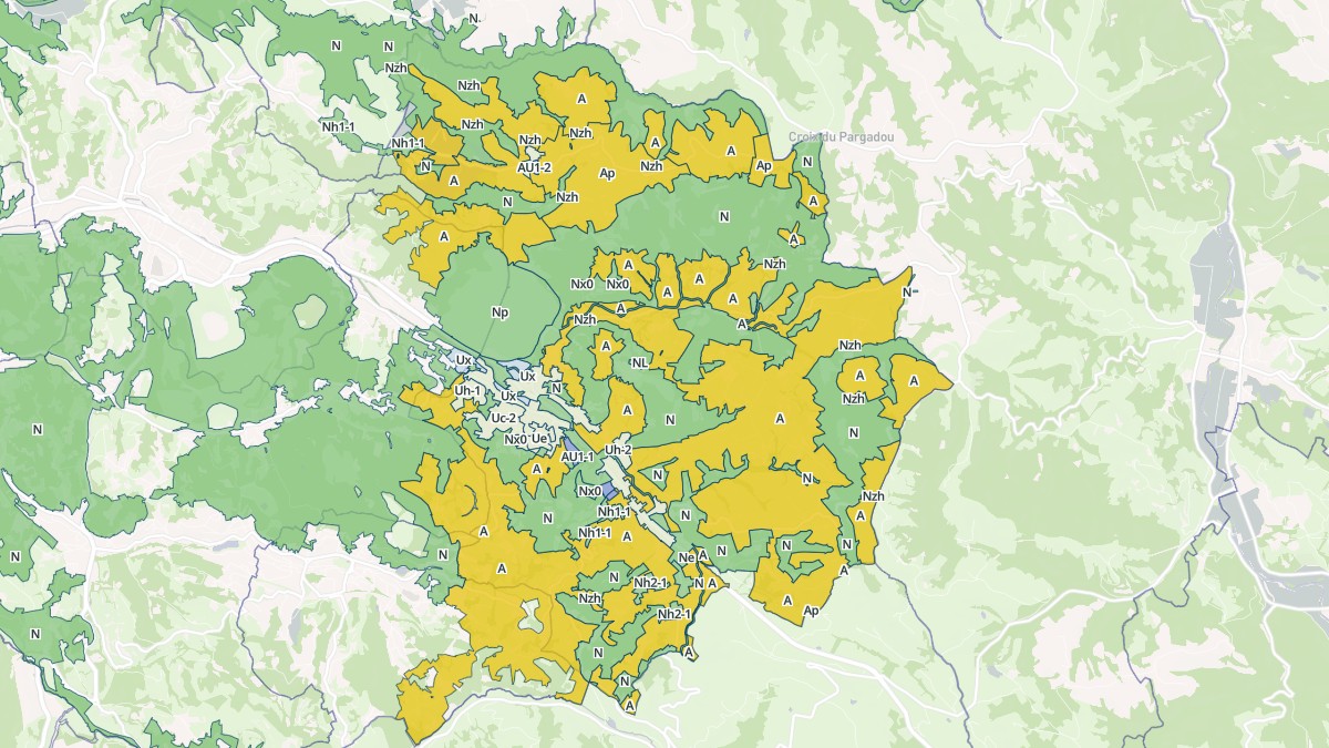 Aperçu cartographique de Firmi, centré sur la commune