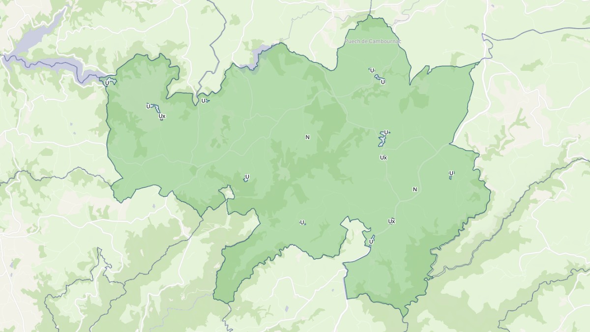 Aperçu cartographique de Montpeyroux, centré sur la commune