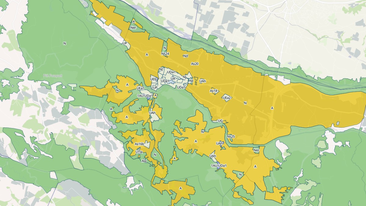 Aperçu cartographique de Le Puy-Sainte-Réparade, centré sur la commune