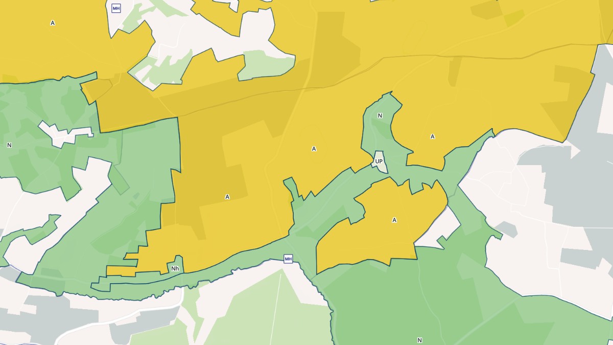 Aperçu cartographique de La Roque-Baignard, centré sur la commune