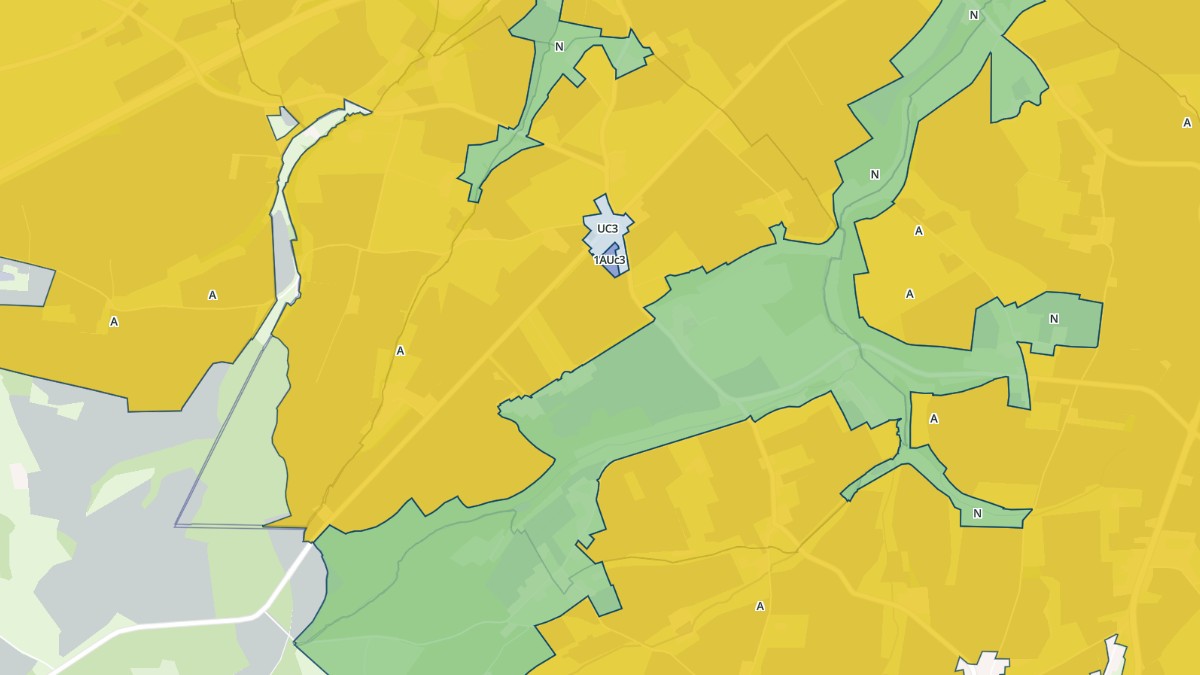 Aperçu cartographique de Saint-Pierre-du-Fresne, centré sur la commune