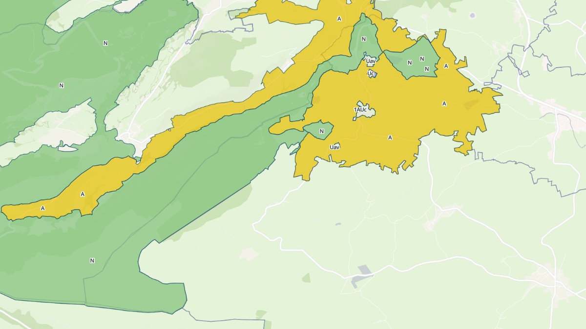 Aperçu cartographique de Laveissenet, centré sur la commune