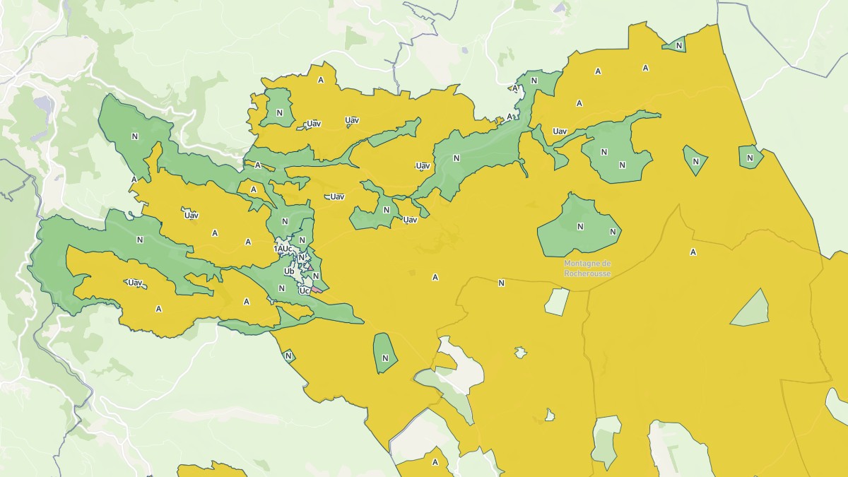Aperçu cartographique de Marcenat, centré sur la commune