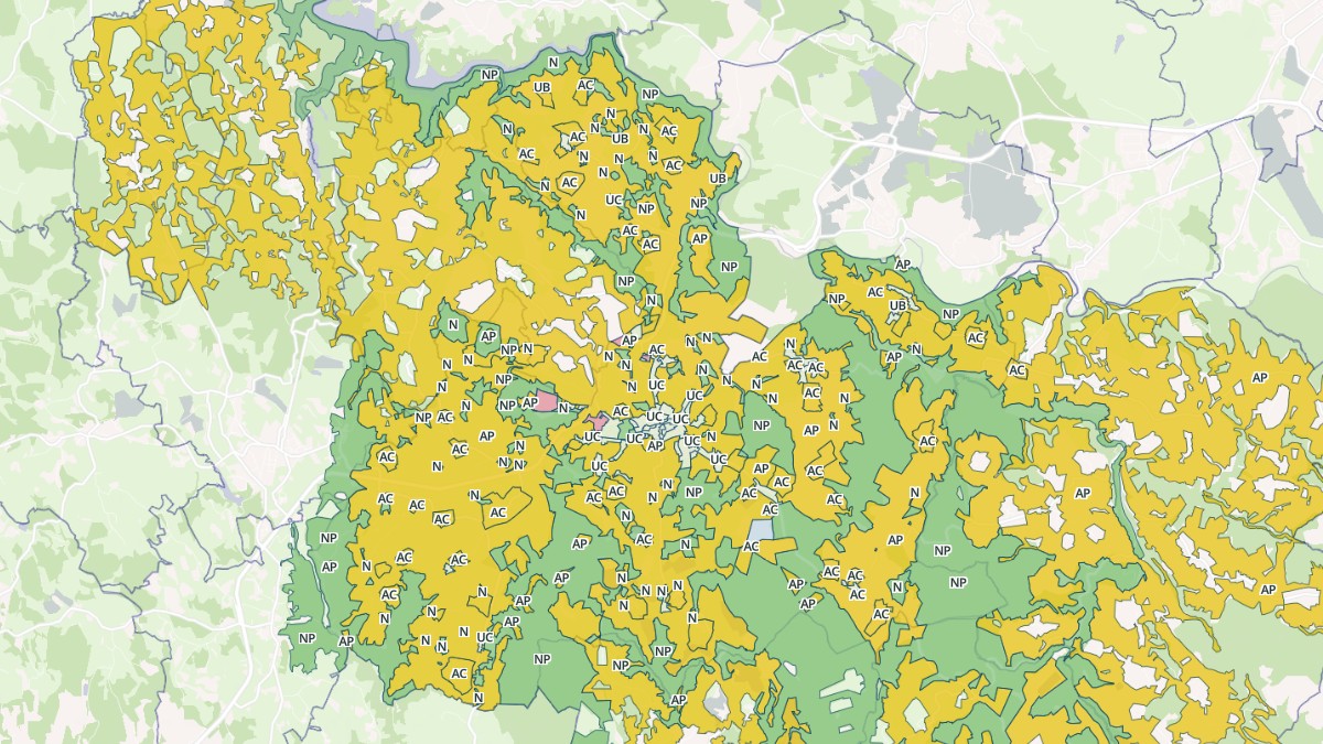 Aperçu cartographique de Saint-Mamet-la-Salvetat, centré sur la commune