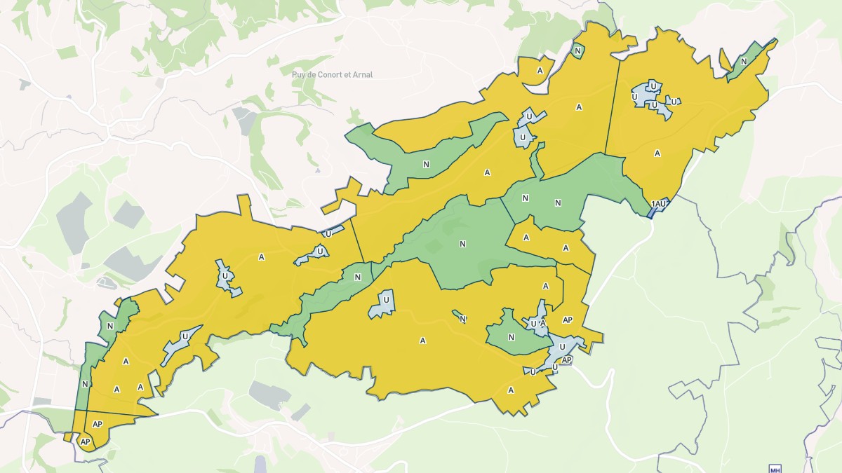 Aperçu cartographique de Teissières-de-Cornet, centré sur la commune
