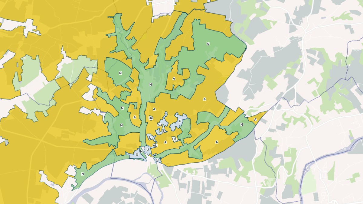 Aperçu cartographique de Champmillon, centré sur la commune