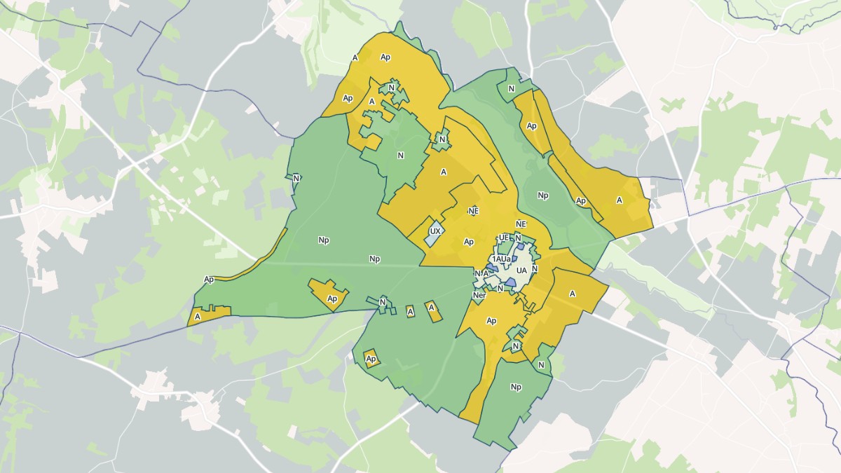 Aperçu cartographique de Coulgens, centré sur la commune