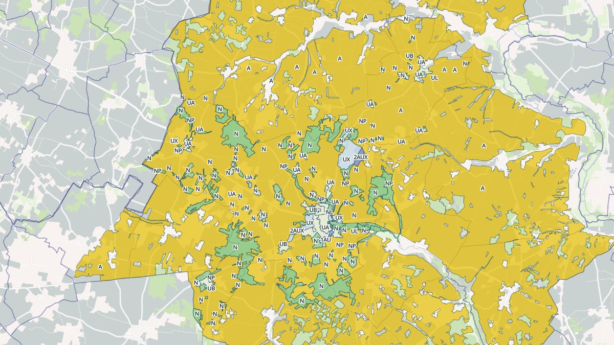 Aperçu cartographique de Rouillac, centré sur la commune