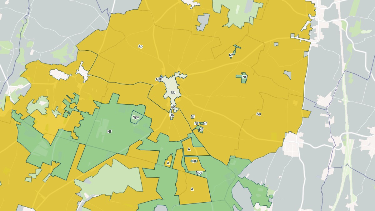 Aperçu cartographique de Tusson, centré sur la commune