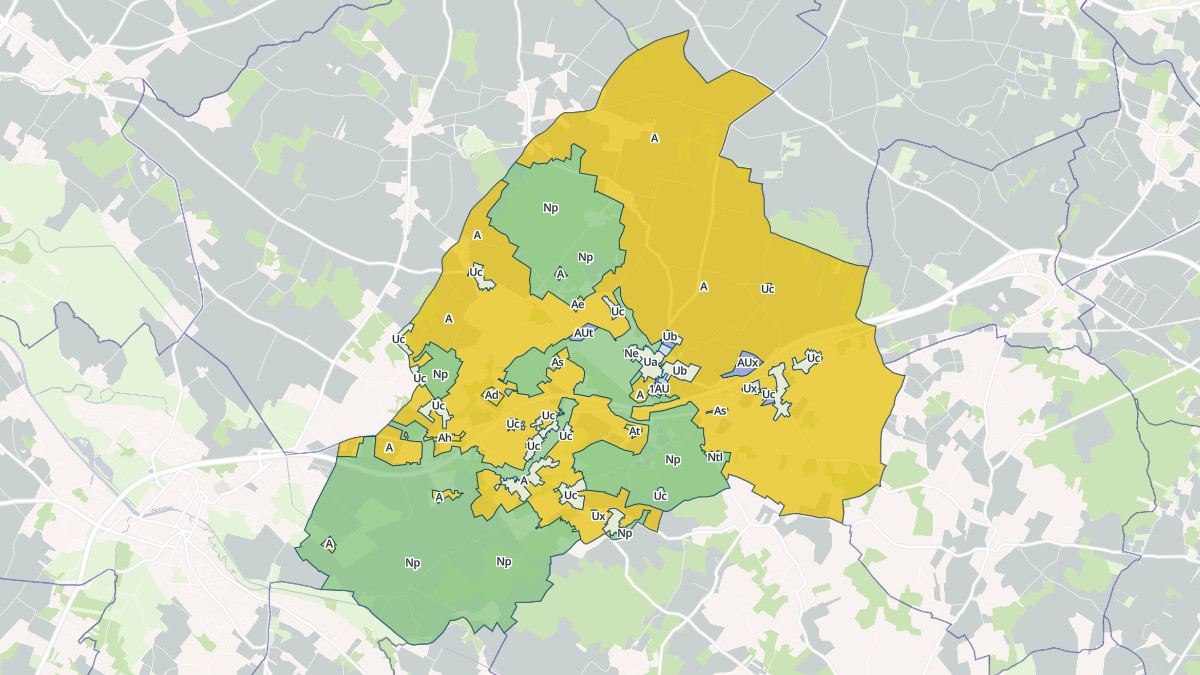 Aperçu cartographique de Saint-Romain-de-Benet, centré sur la commune