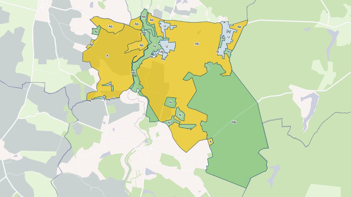Aperçu cartographique de La Chapelle-Hugon, centré sur la commune