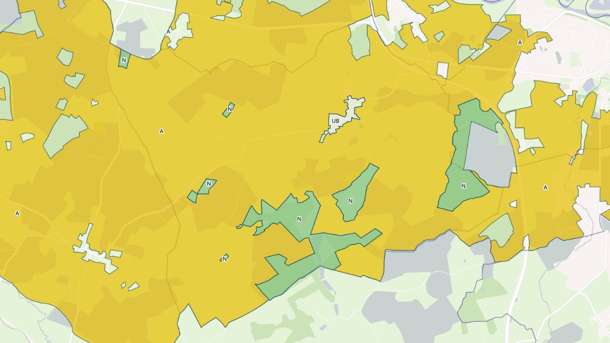 Aperçu cartographique de Orcenais, centré sur la commune