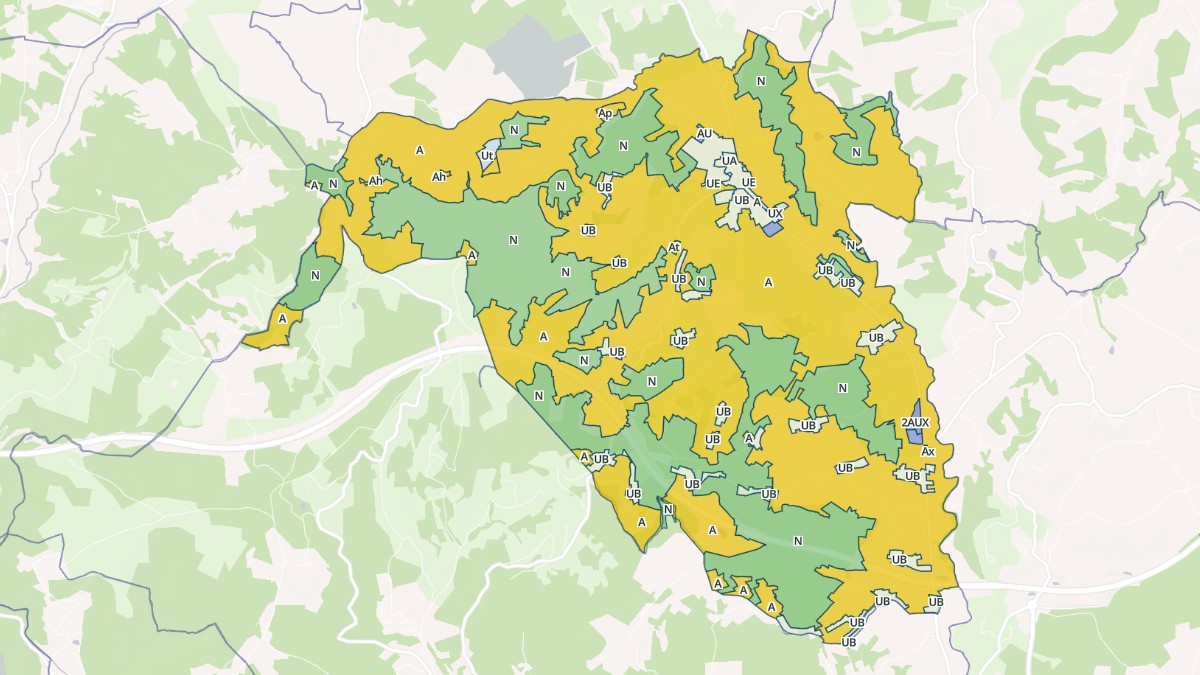 Aperçu cartographique de Brignac-la-Plaine, centré sur la commune