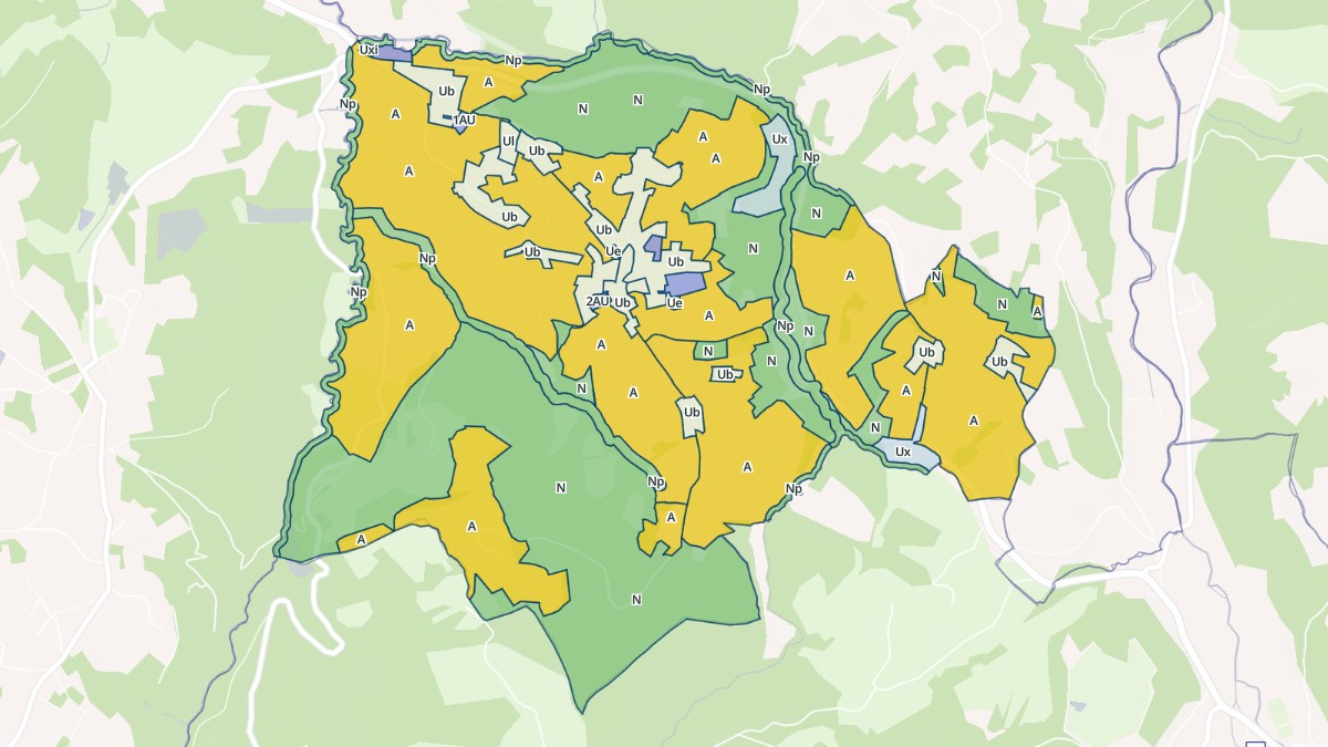 Aperçu cartographique de La Chapelle-aux-Brocs, centré sur la commune