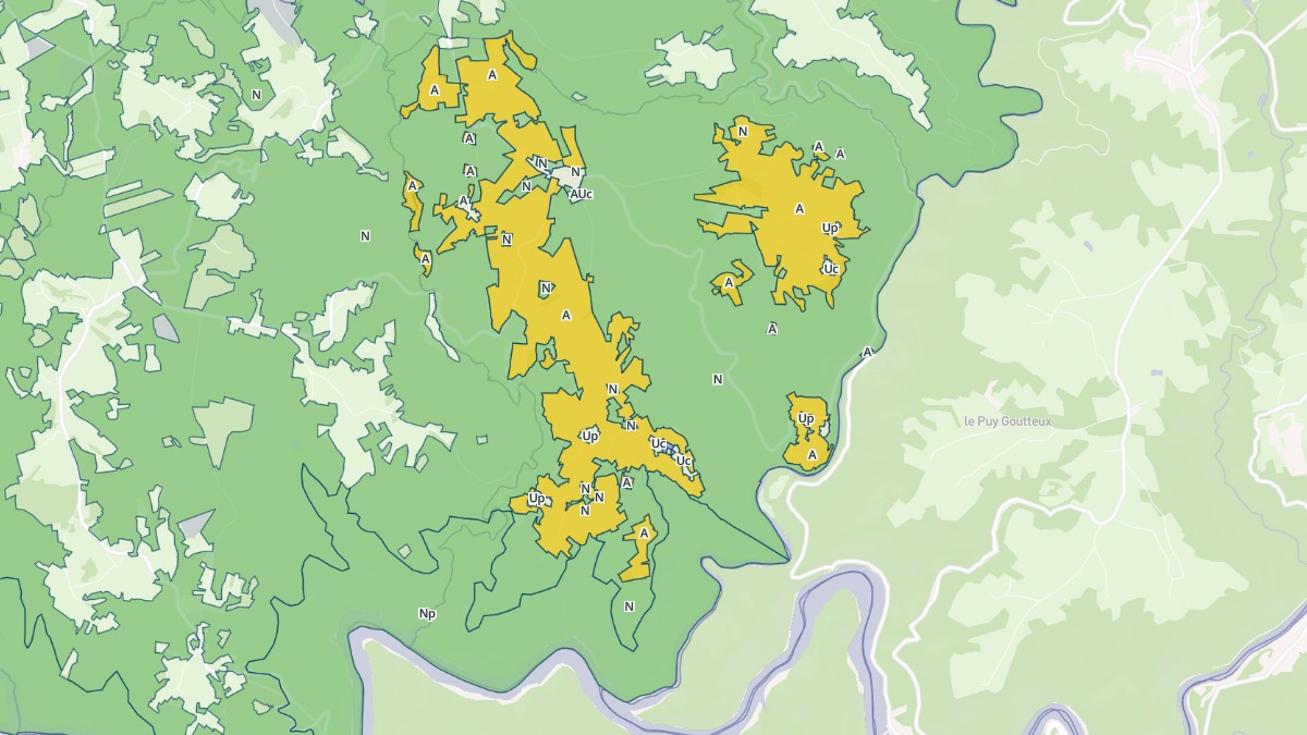 Aperçu cartographique de Laval-sur-Luzège, centré sur la commune