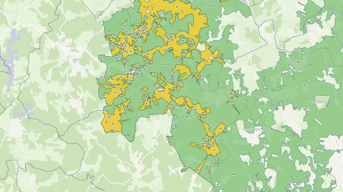 Aperçu cartographique de Pérols-sur-Vézère, centré sur la commune