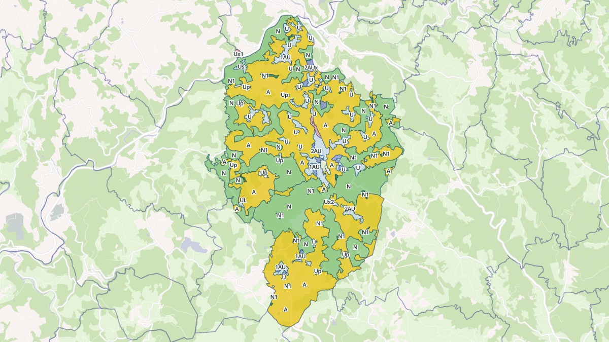 Aperçu cartographique de Sainte-Fortunade, centré sur la commune