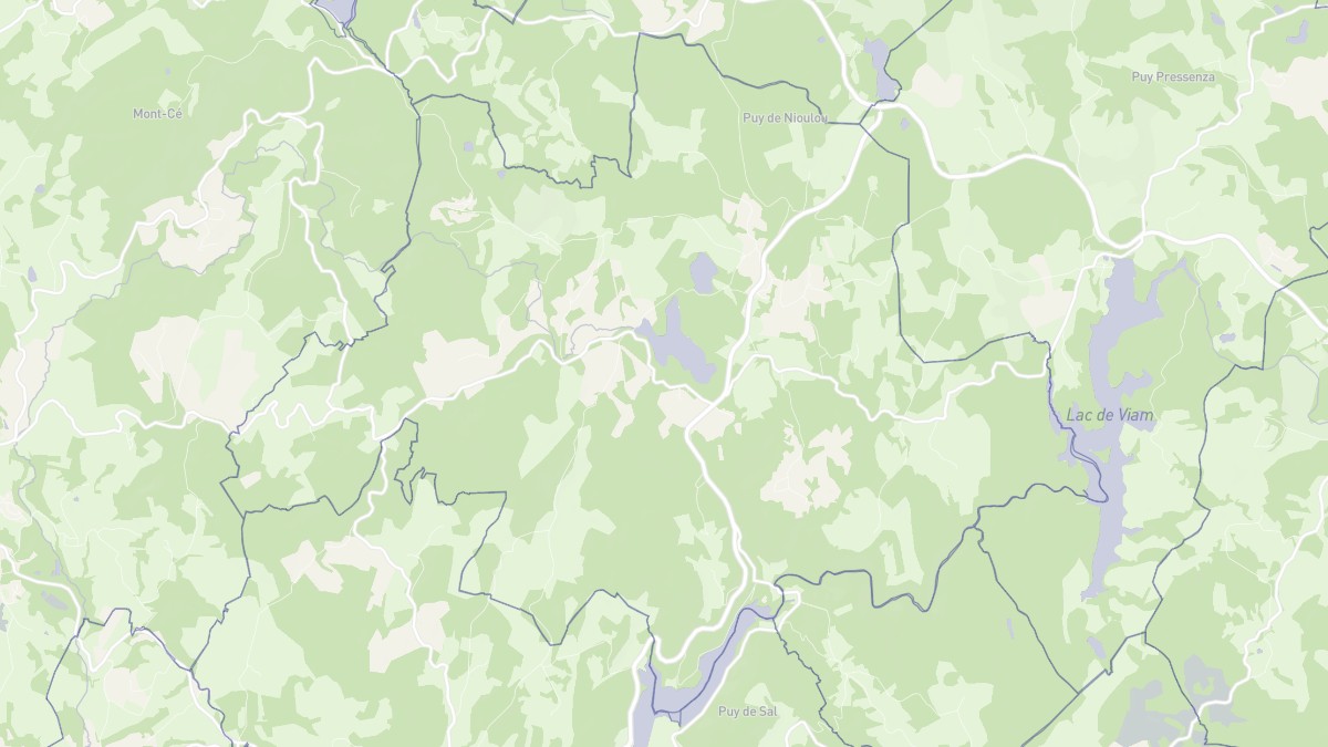 Aperçu cartographique de Saint-Hilaire-les-Courbes, centré sur la commune