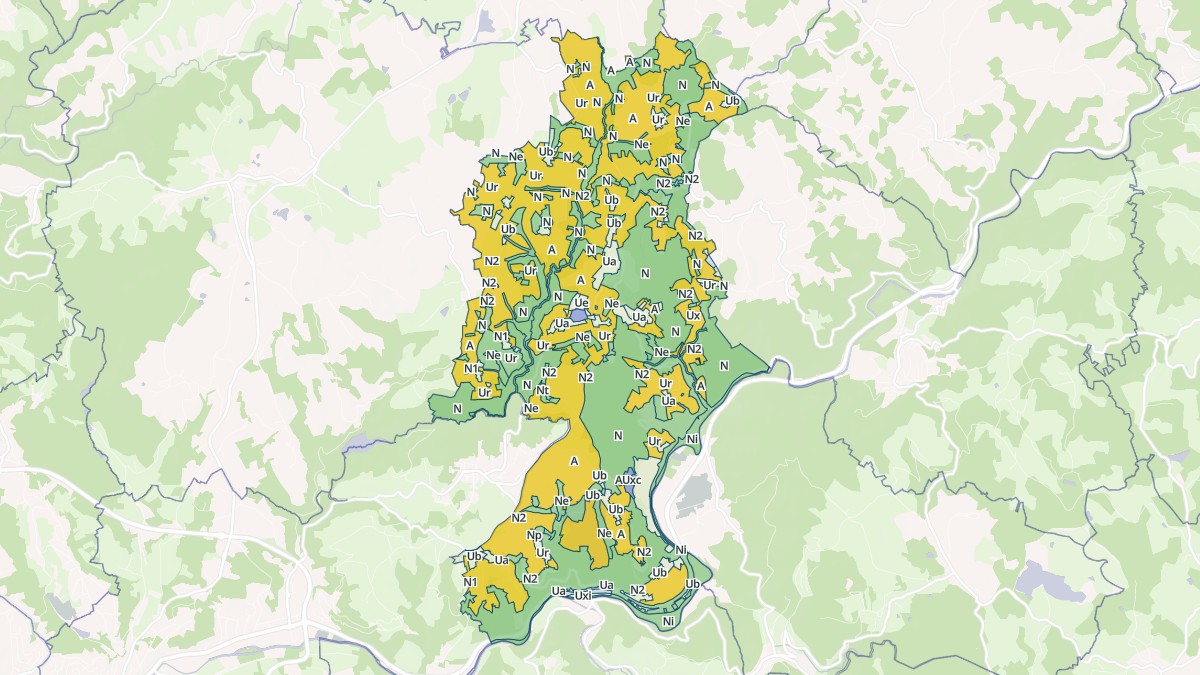 Aperçu cartographique de Saint-Hilaire-Peyroux, centré sur la commune
