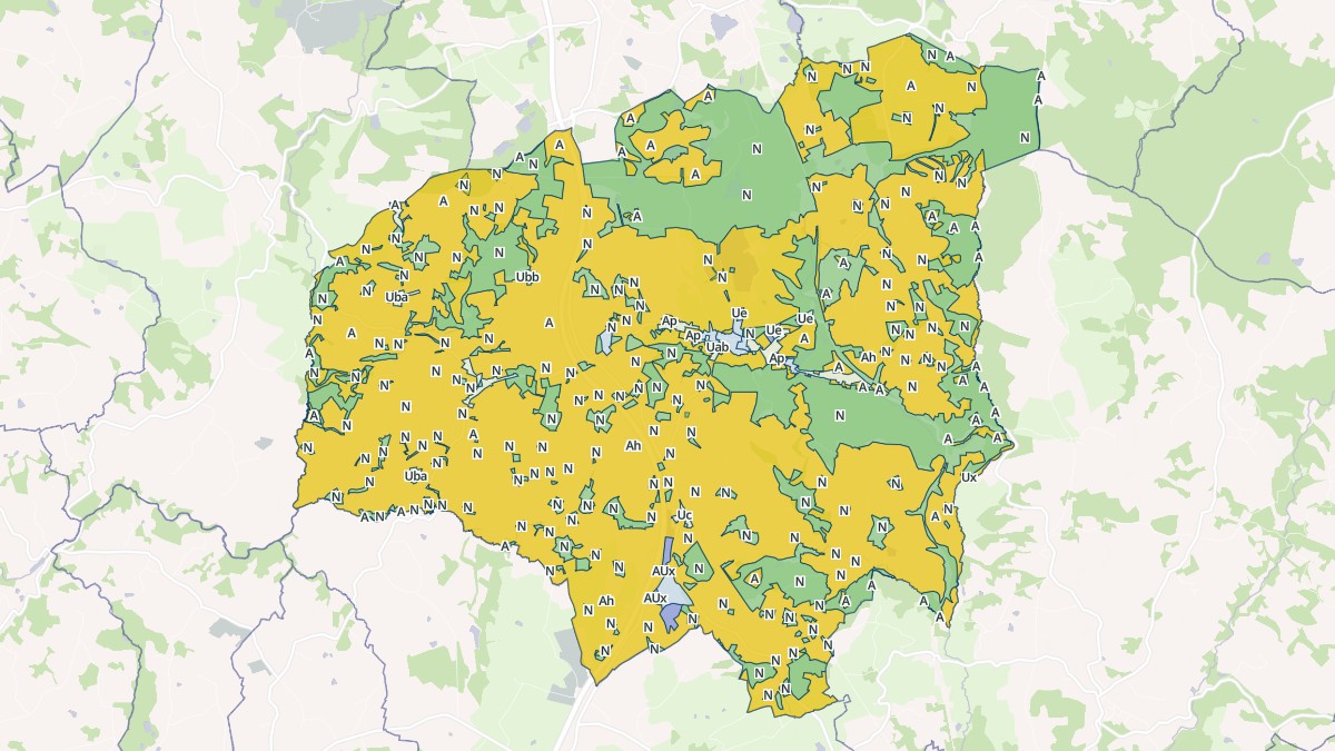 Aperçu cartographique de Salon-la-Tour, centré sur la commune