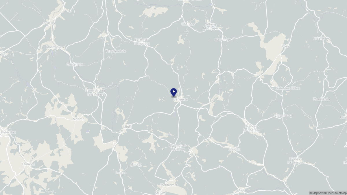 Aperçu cartographique de Beneuvre, centré sur la commune