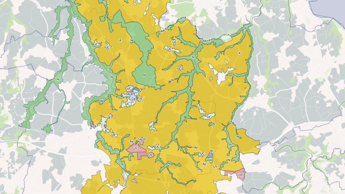 Aperçu cartographique de Plélo, centré sur la commune