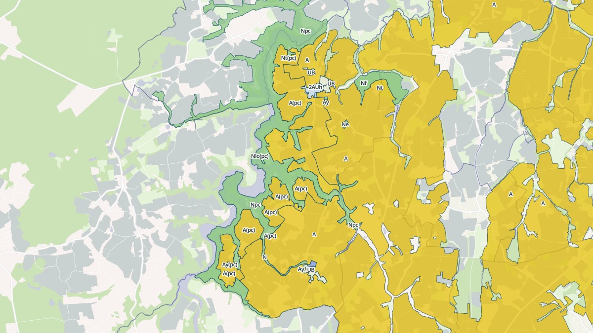Aperçu cartographique de Plorec-sur-Arguenon, centré sur la commune
