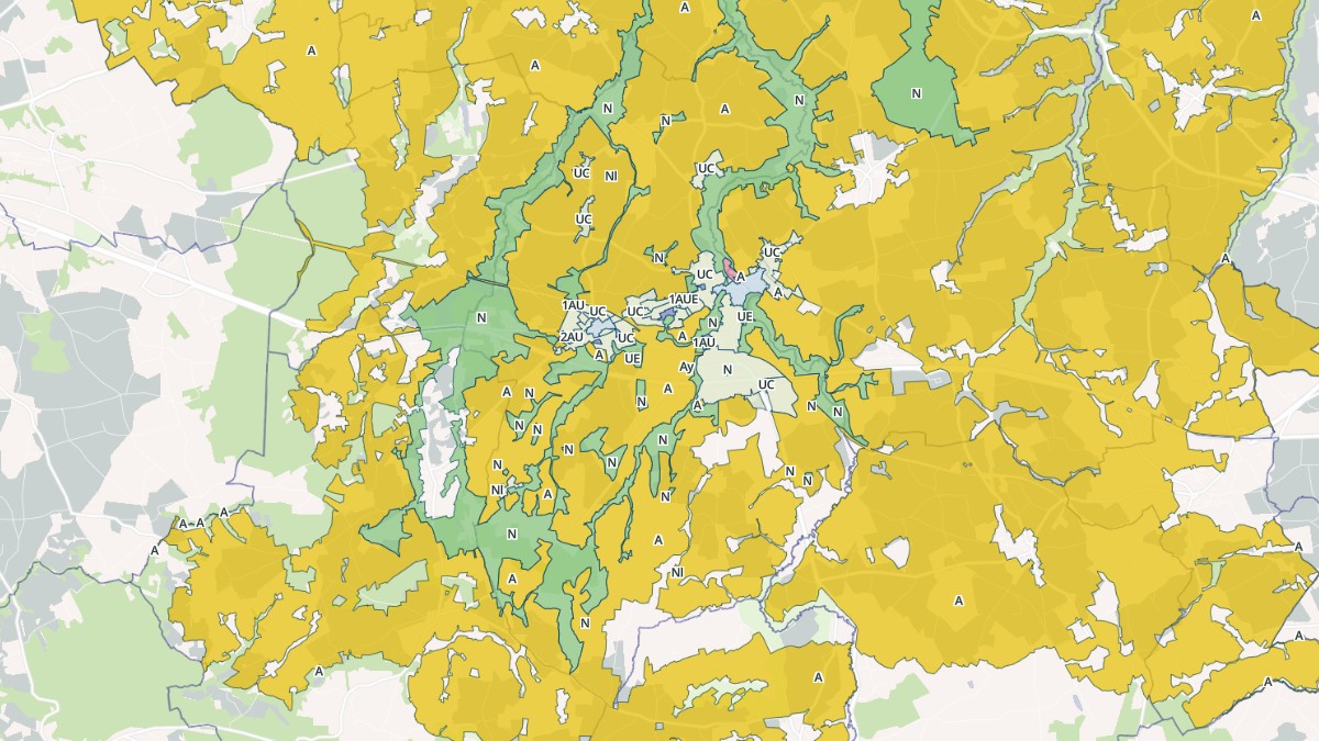 Aperçu cartographique de Châtelaudren-Plouagat, centré sur la commune